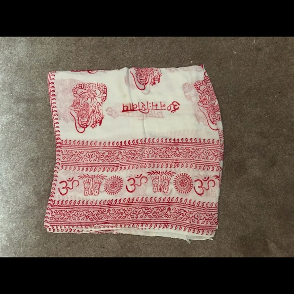 Prayer Scarf Wrap Kathmandu Nepal - Picture 3 of 8